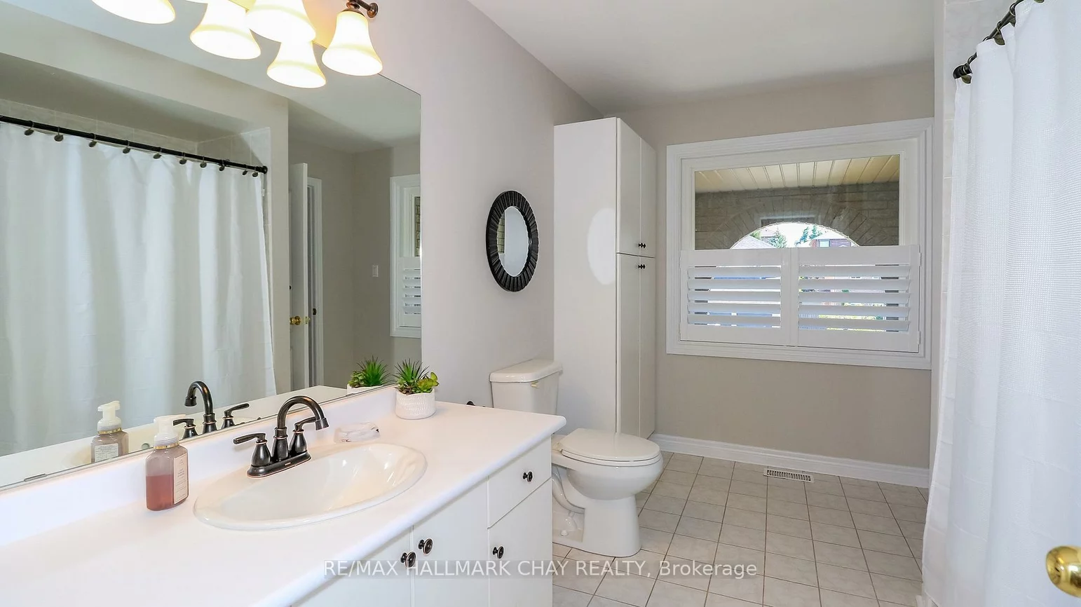 14, Imperial Crown, Innis-Shore, Barrie