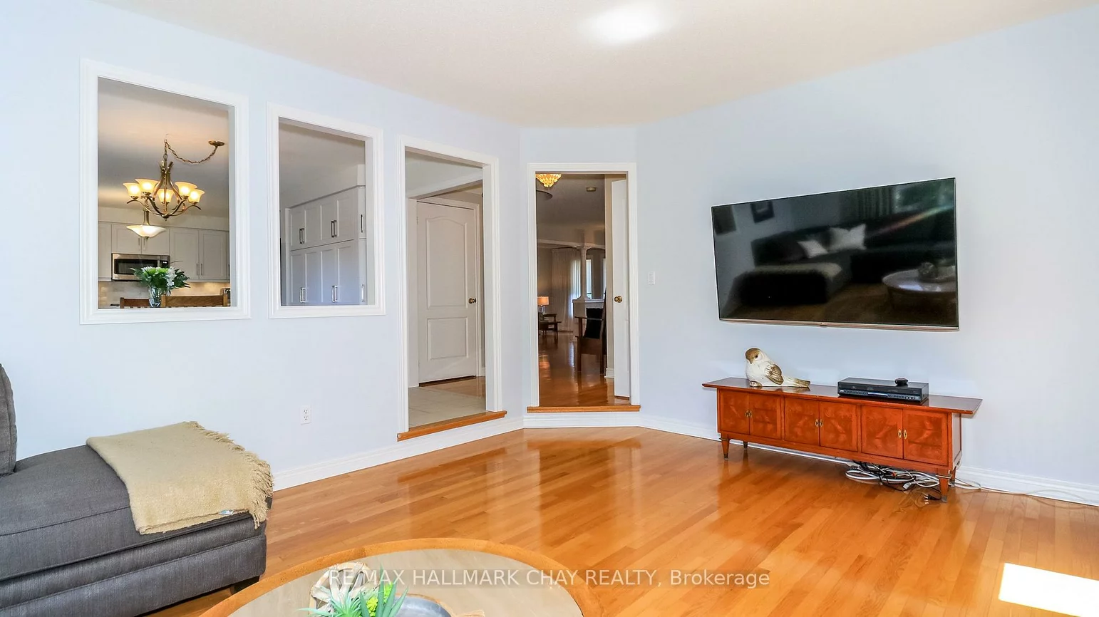 14, Imperial Crown, Innis-Shore, Barrie