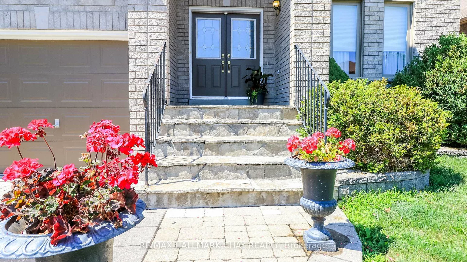 14, Imperial Crown, Innis-Shore, Barrie