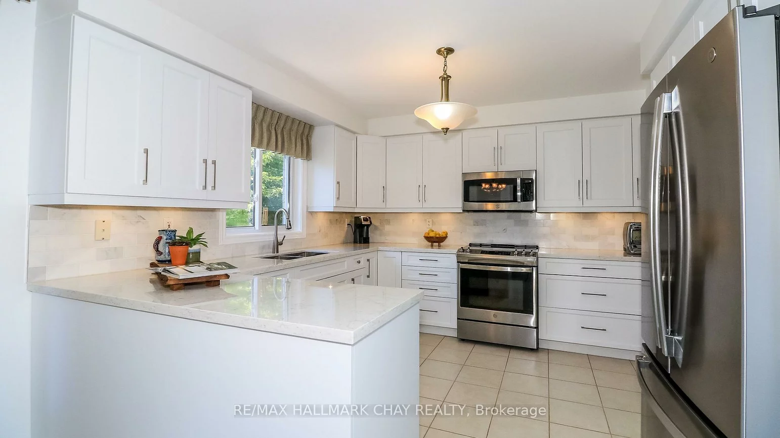 14, Imperial Crown, Innis-Shore, Barrie