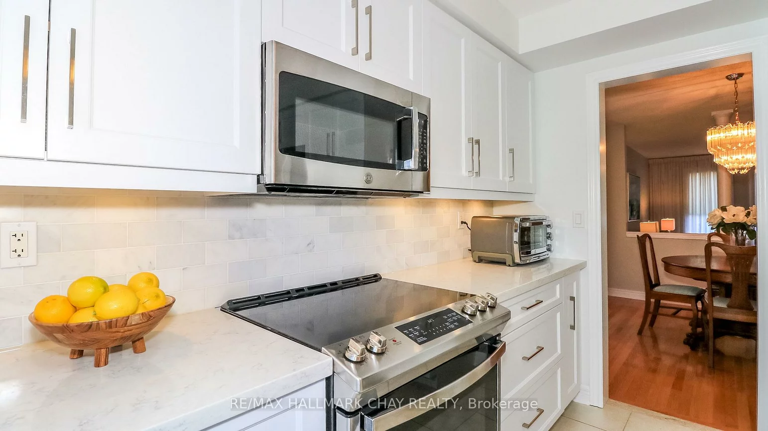 14, Imperial Crown, Innis-Shore, Barrie