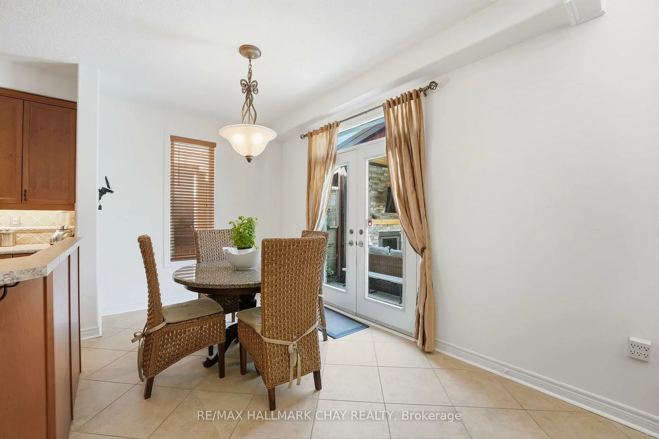 12, Parisian, Innis-Shore, Barrie