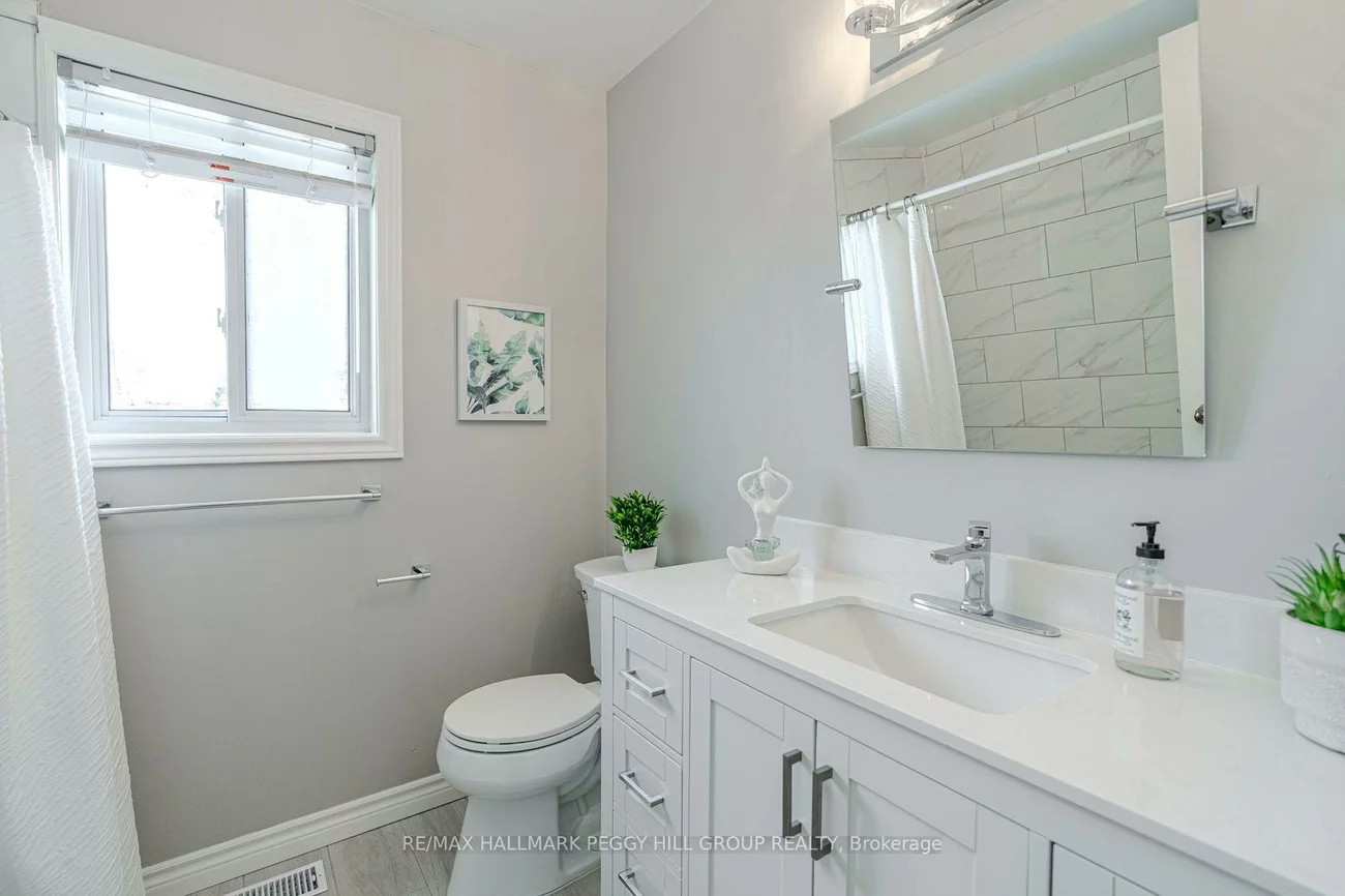 1, Valley View, Bayshore, Barrie