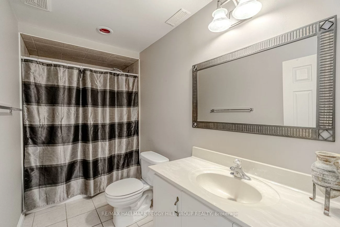 1, Valley View, Bayshore, Barrie