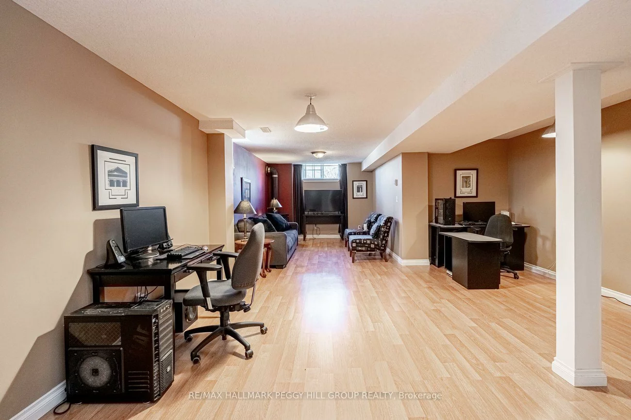 1, Valley View, Bayshore, Barrie