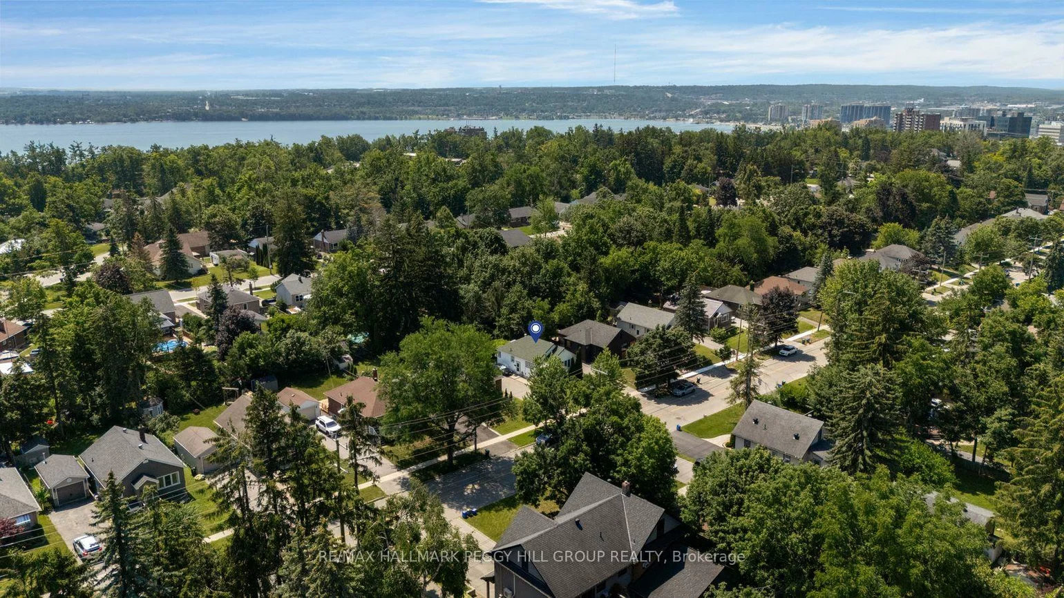171, Codrington, Codrington, Barrie