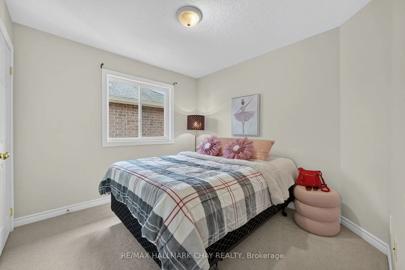43, Graihawk, Ardagh, Barrie
