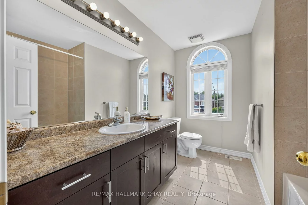43, Graihawk, Ardagh, Barrie