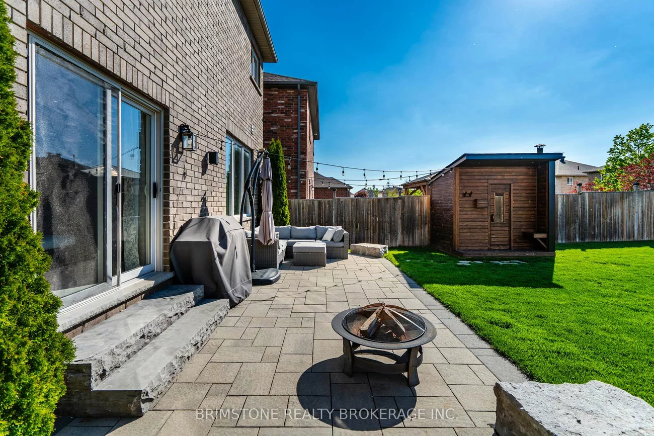 15, Lowry, Edgehill Drive, Barrie