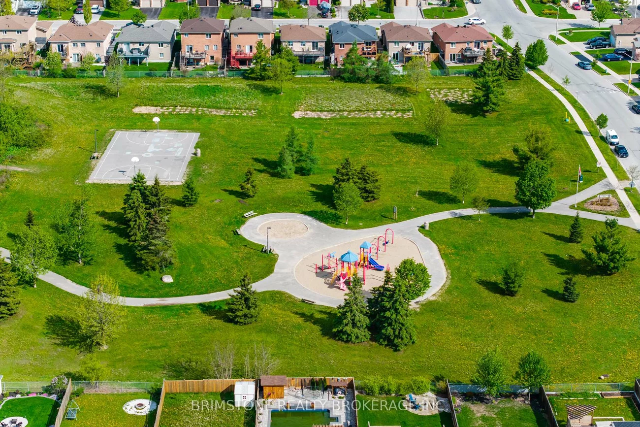 15, Lowry, Edgehill Drive, Barrie