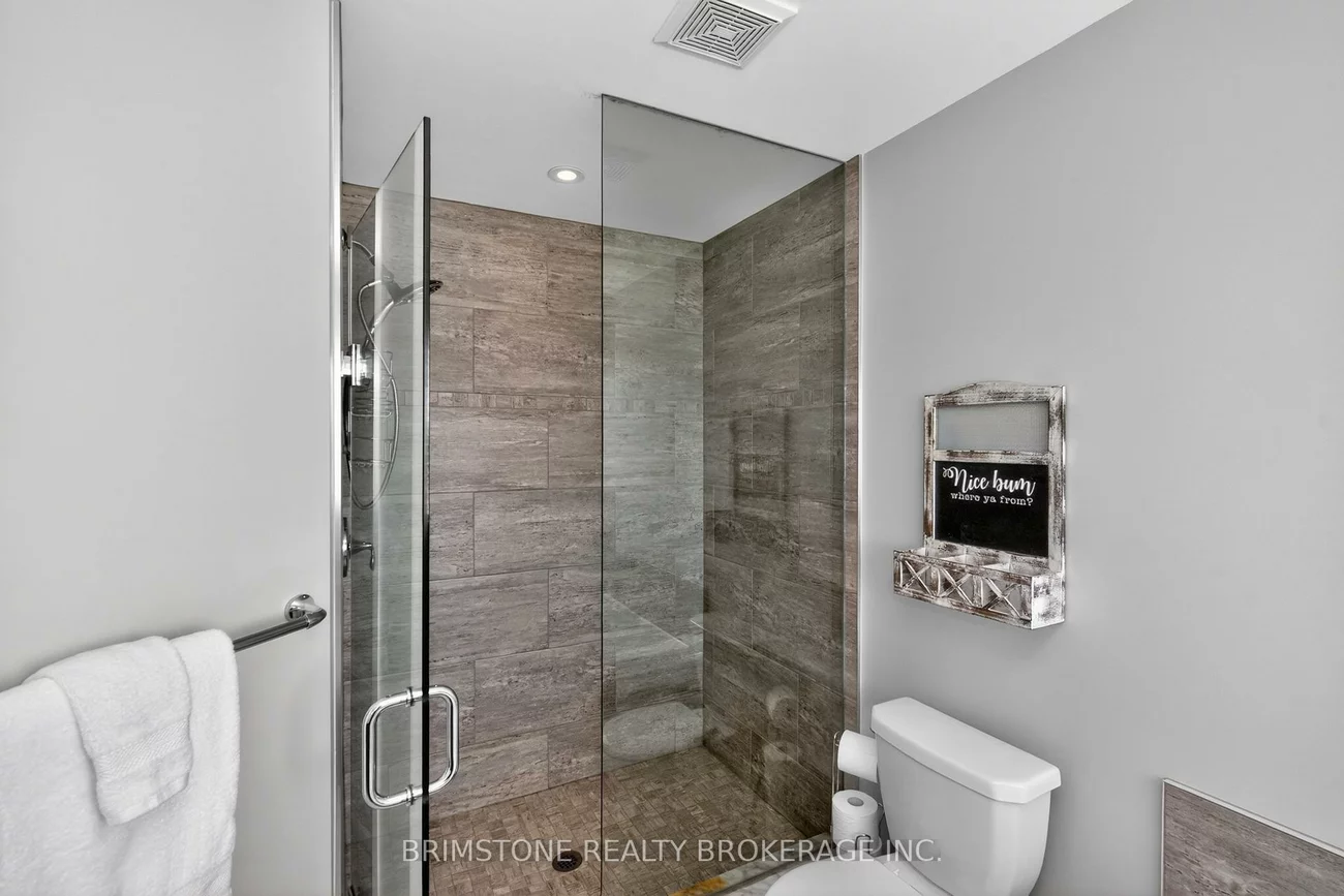 15, Lowry, Edgehill Drive, Barrie