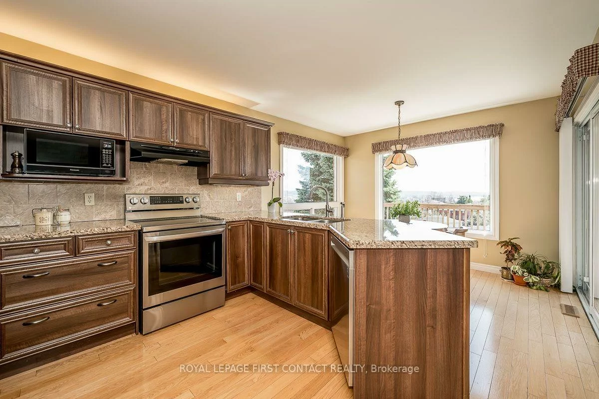 35, Gibbon, Letitia Heights, Barrie