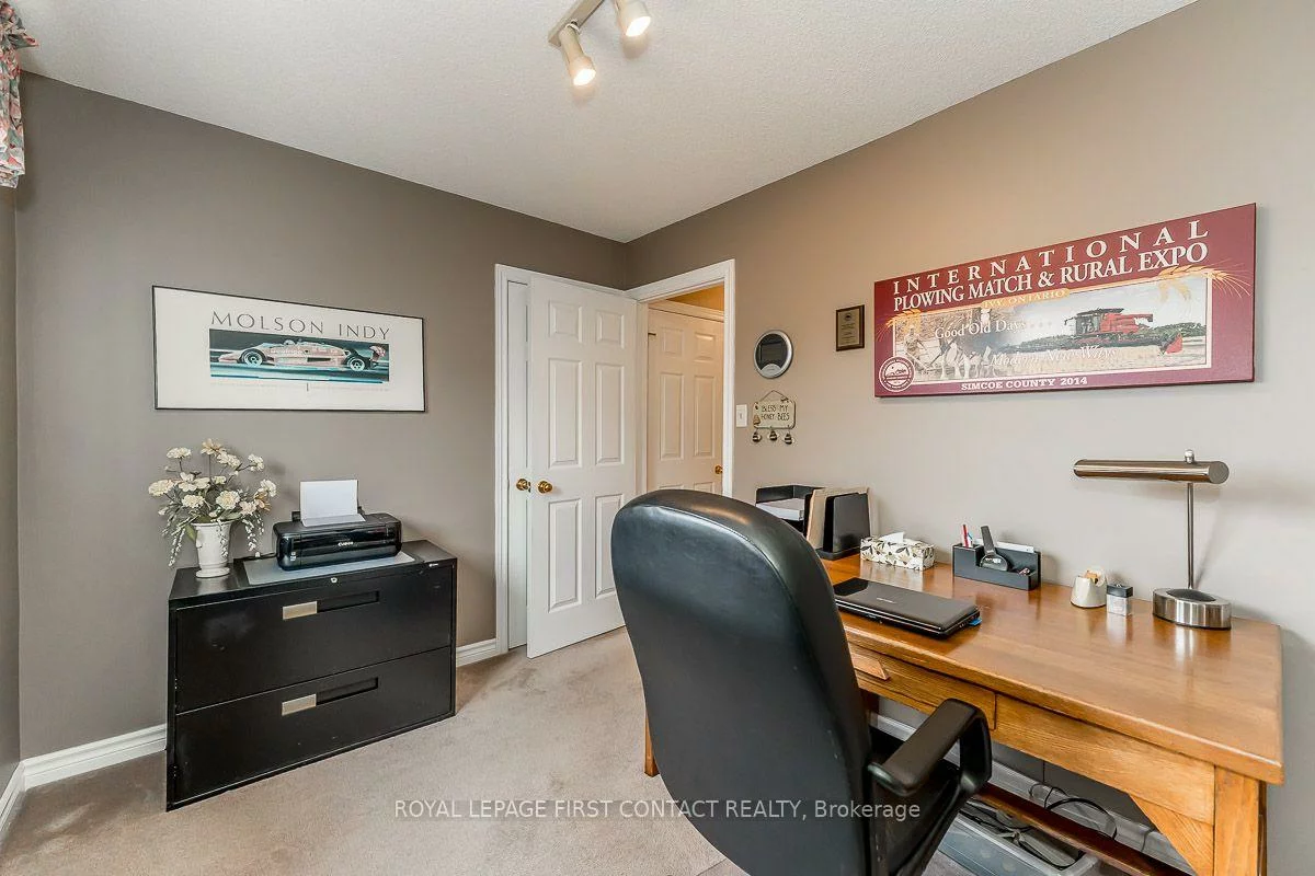 35, Gibbon, Letitia Heights, Barrie