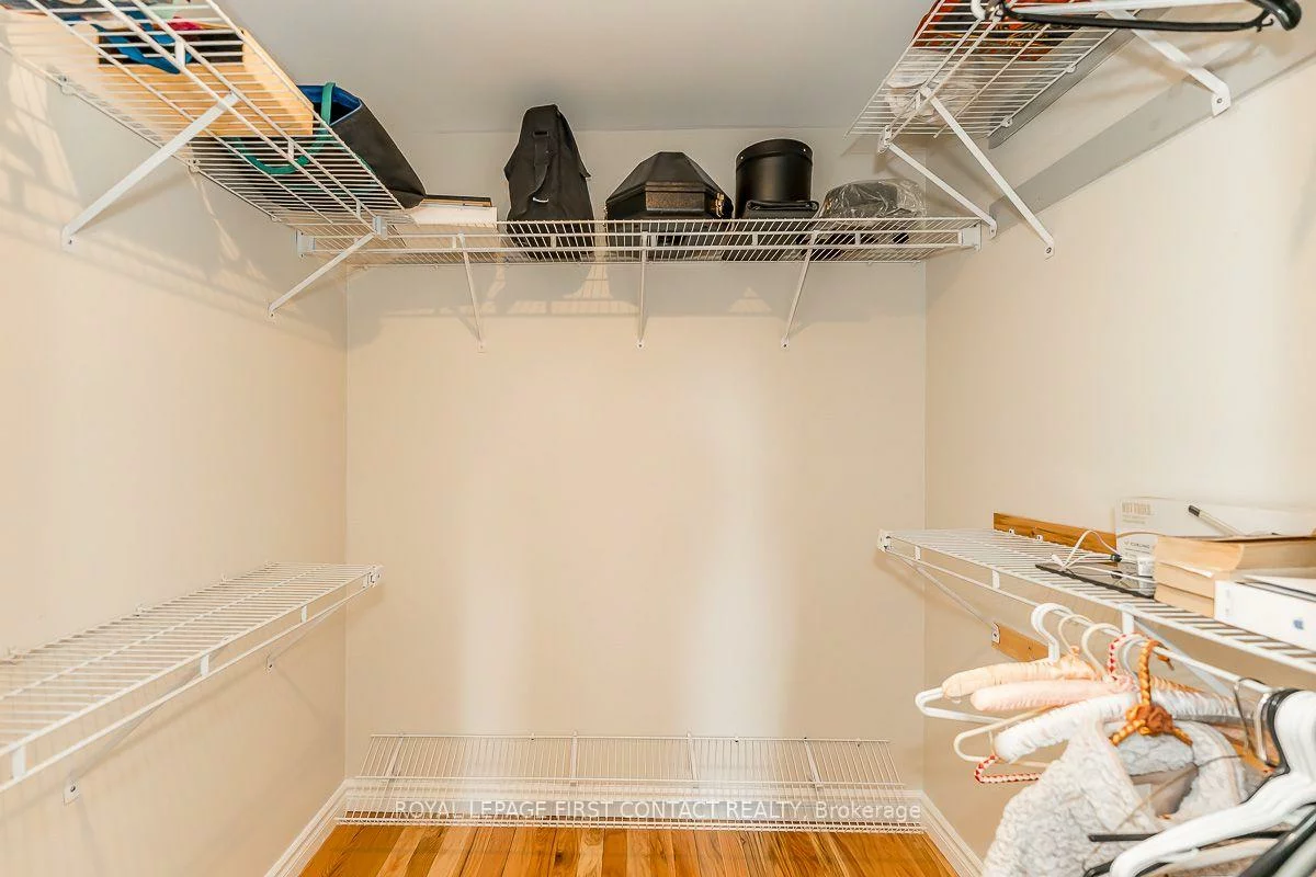 35, Gibbon, Letitia Heights, Barrie