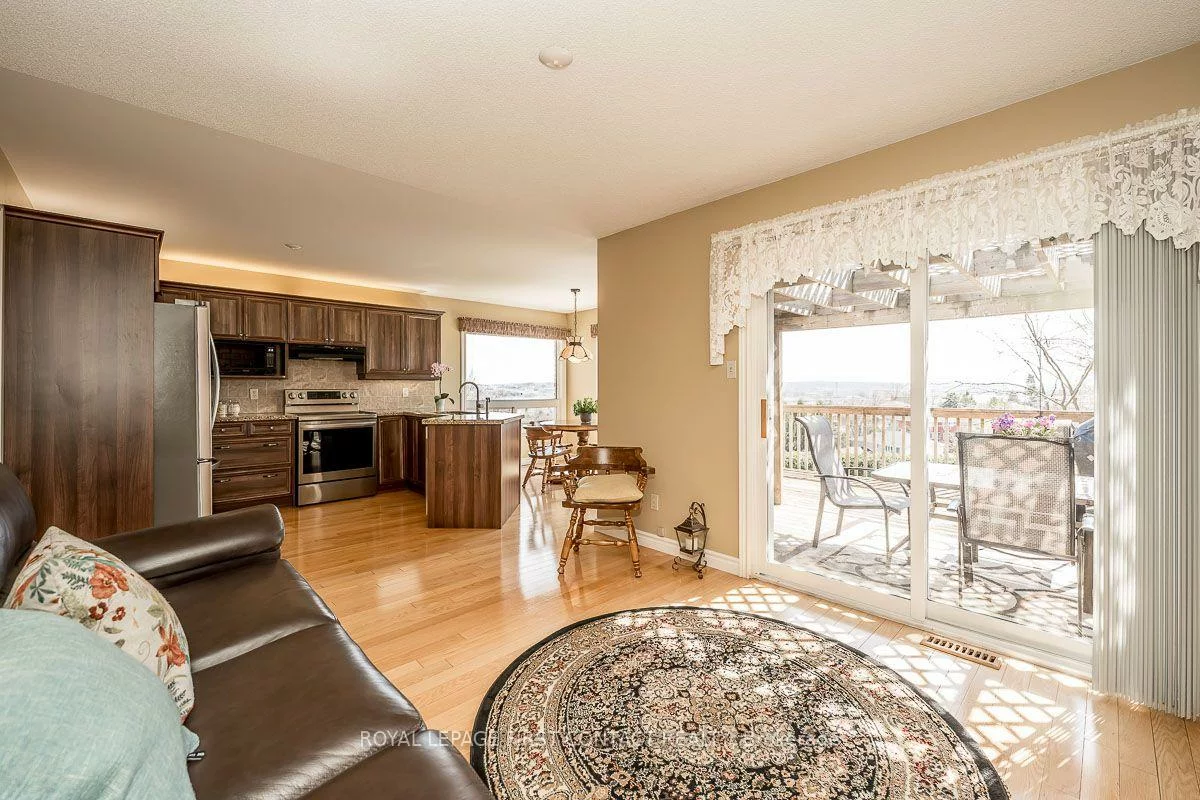 35, Gibbon, Letitia Heights, Barrie