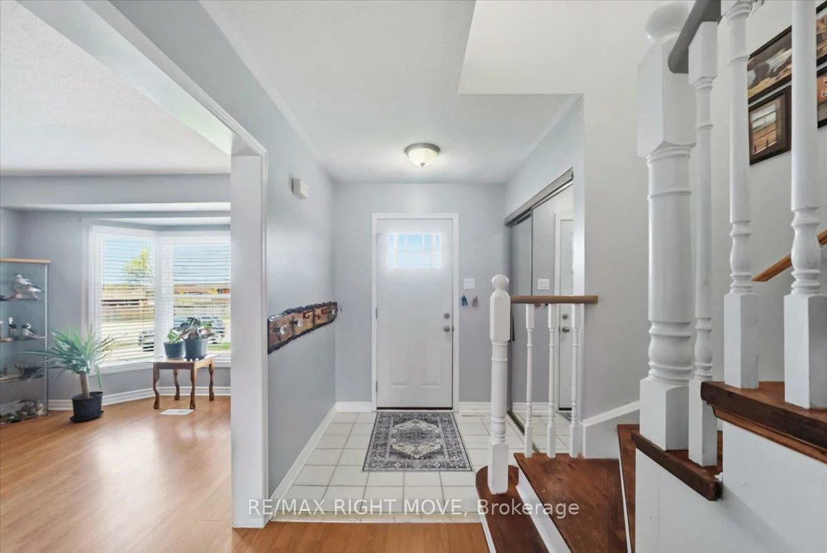470, st vincent, Cundles East, Barrie