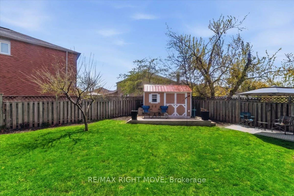 470, st vincent, Cundles East, Barrie