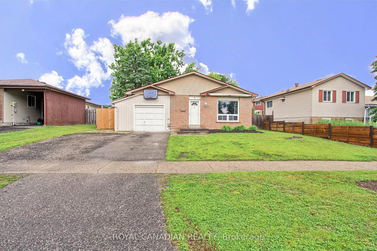 46, Austen, Letitia Heights, Barrie