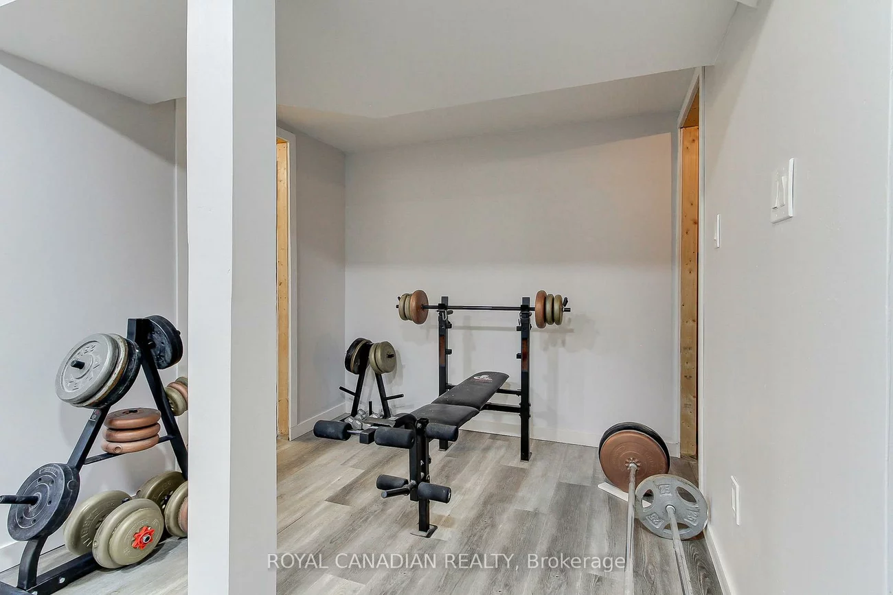 46, Austen, Letitia Heights, Barrie