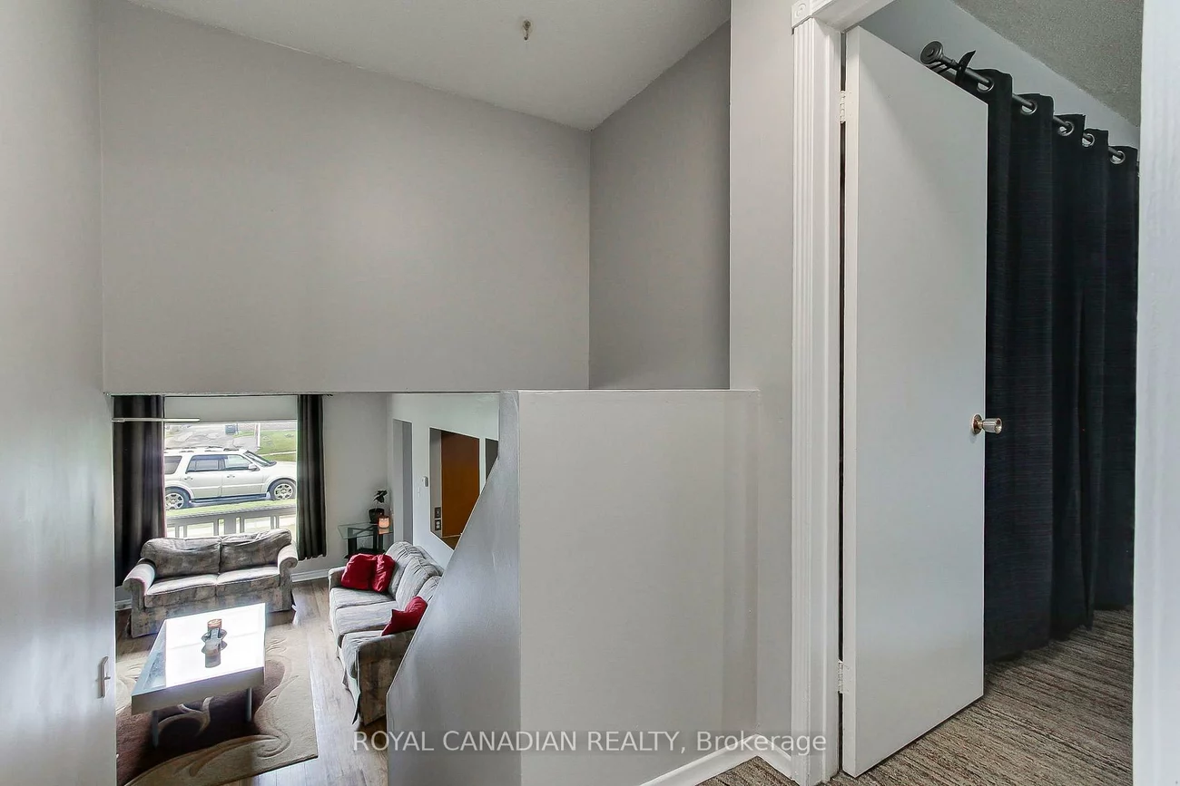 46, Austen, Letitia Heights, Barrie