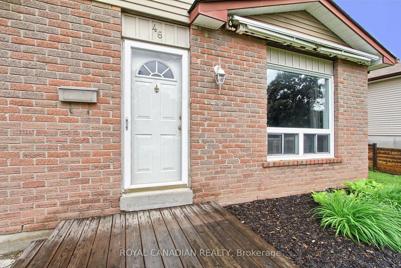 46, Austen, Letitia Heights, Barrie