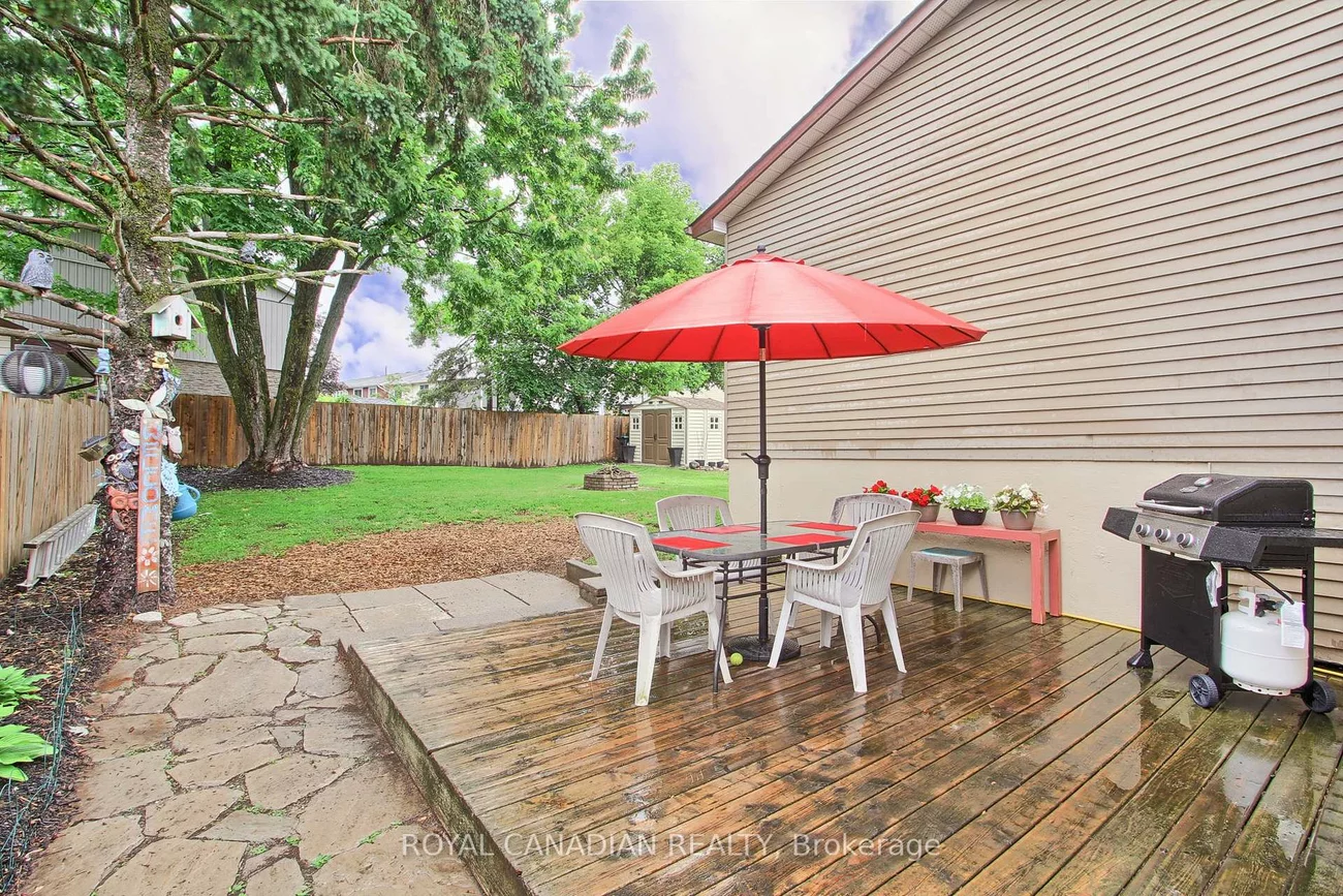 46, Austen, Letitia Heights, Barrie