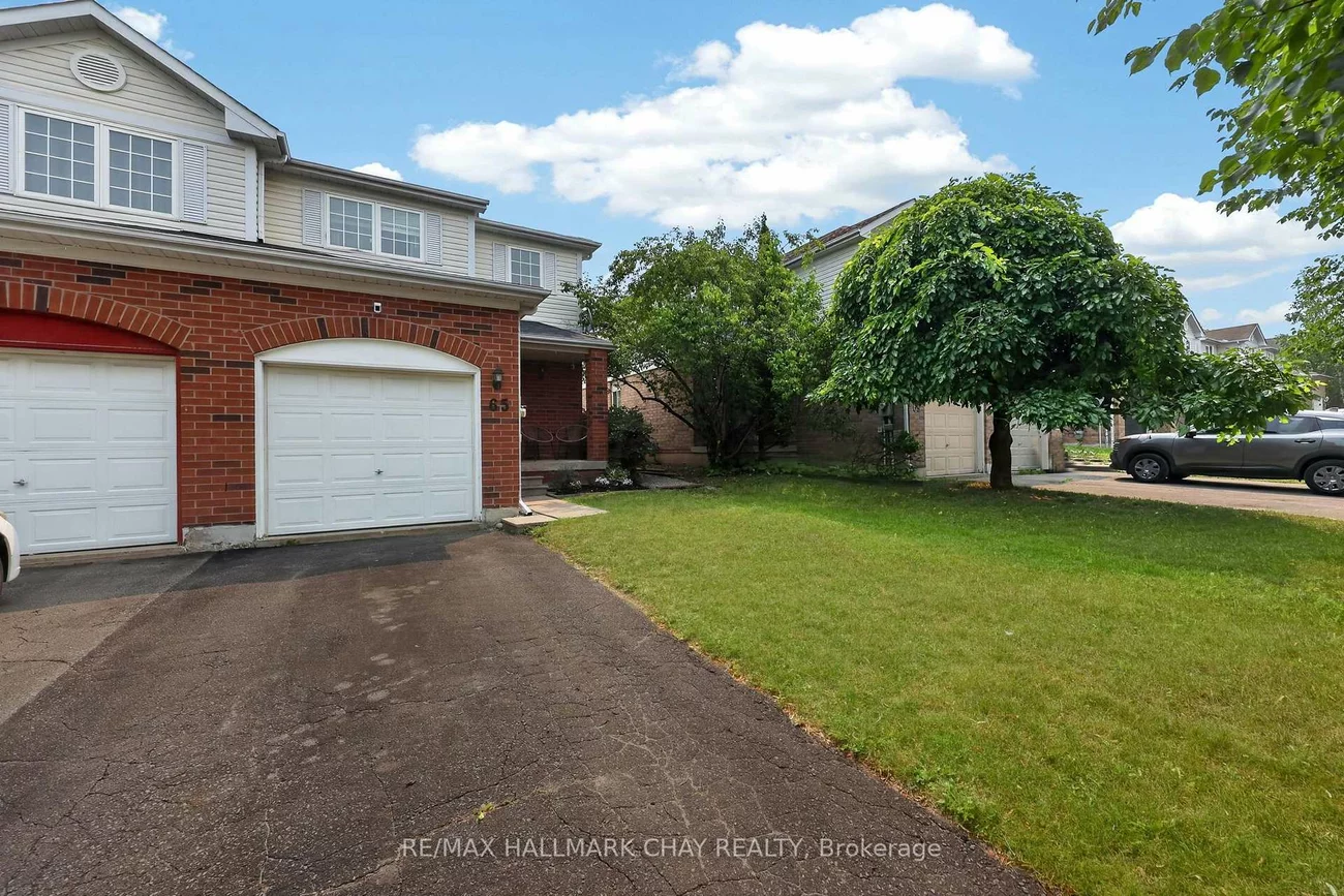 65, Pickett, Painswick North, Barrie