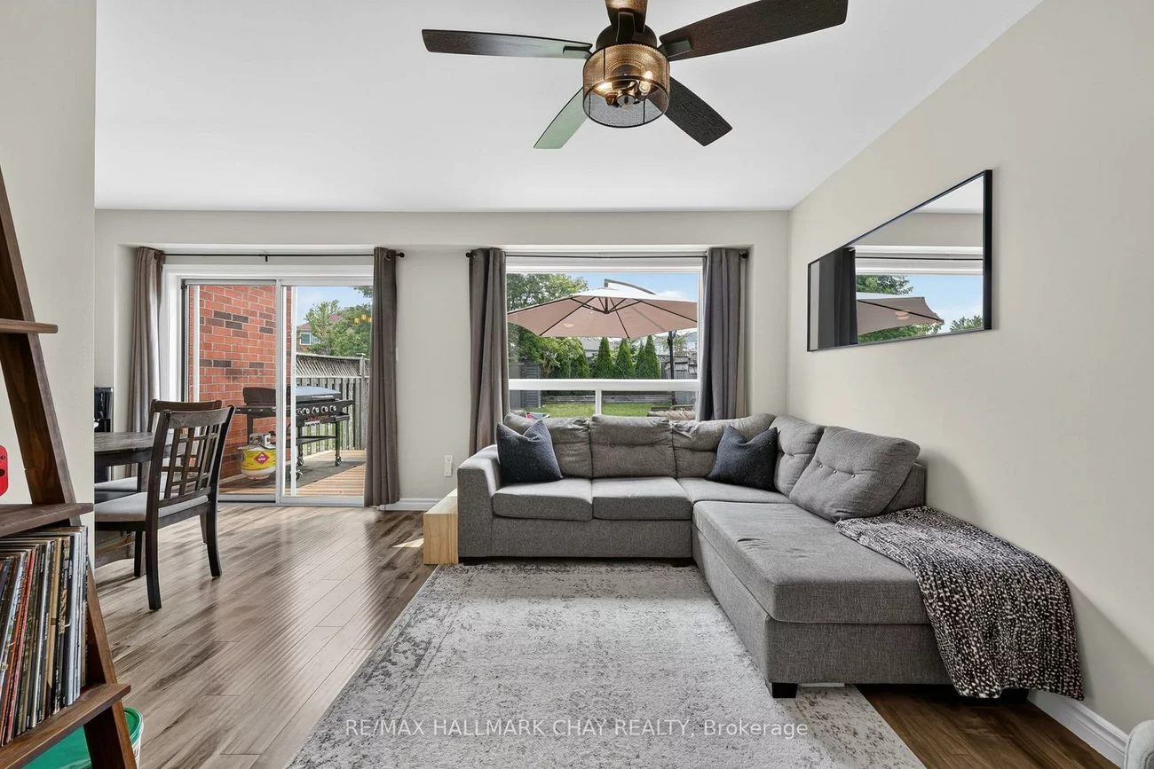 65, Pickett, Painswick North, Barrie