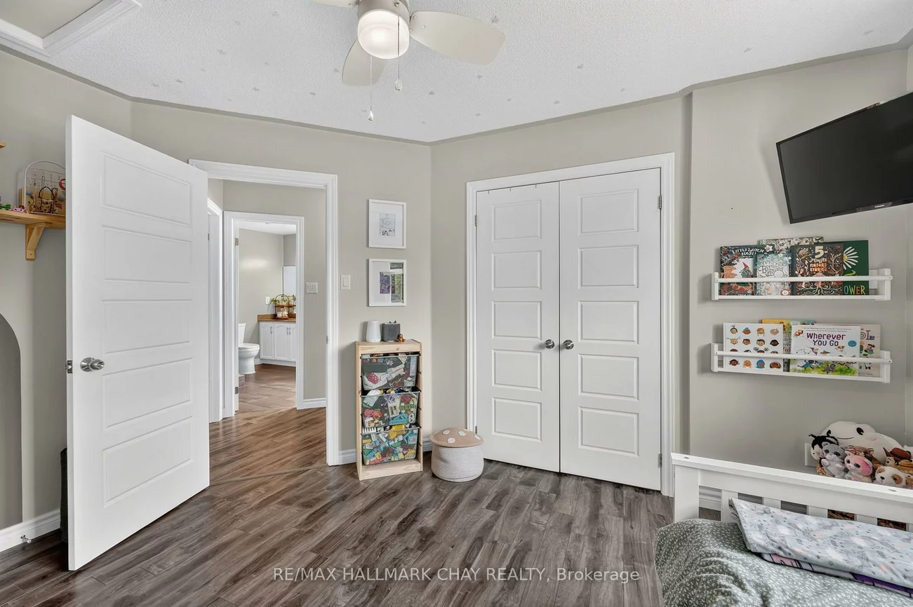 65, Pickett, Painswick North, Barrie
