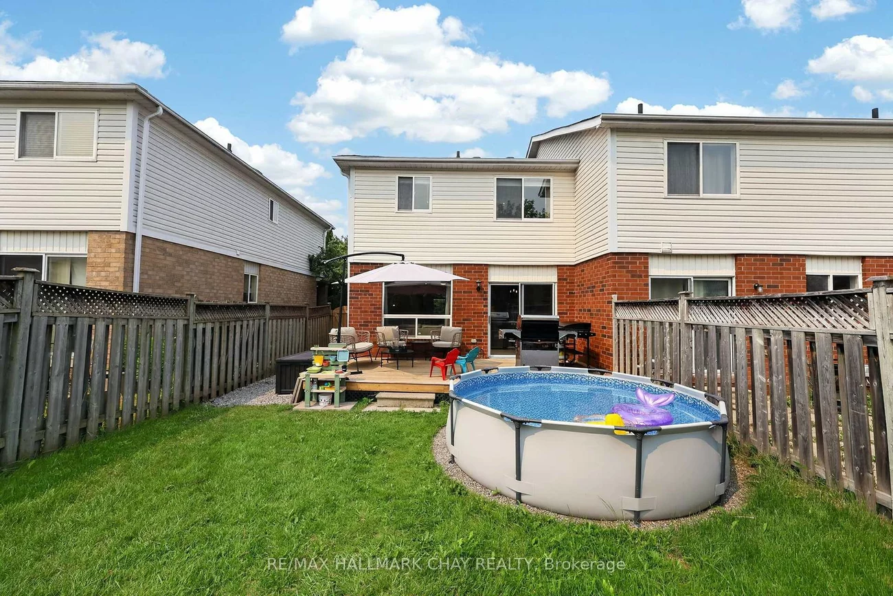 65, Pickett, Painswick North, Barrie