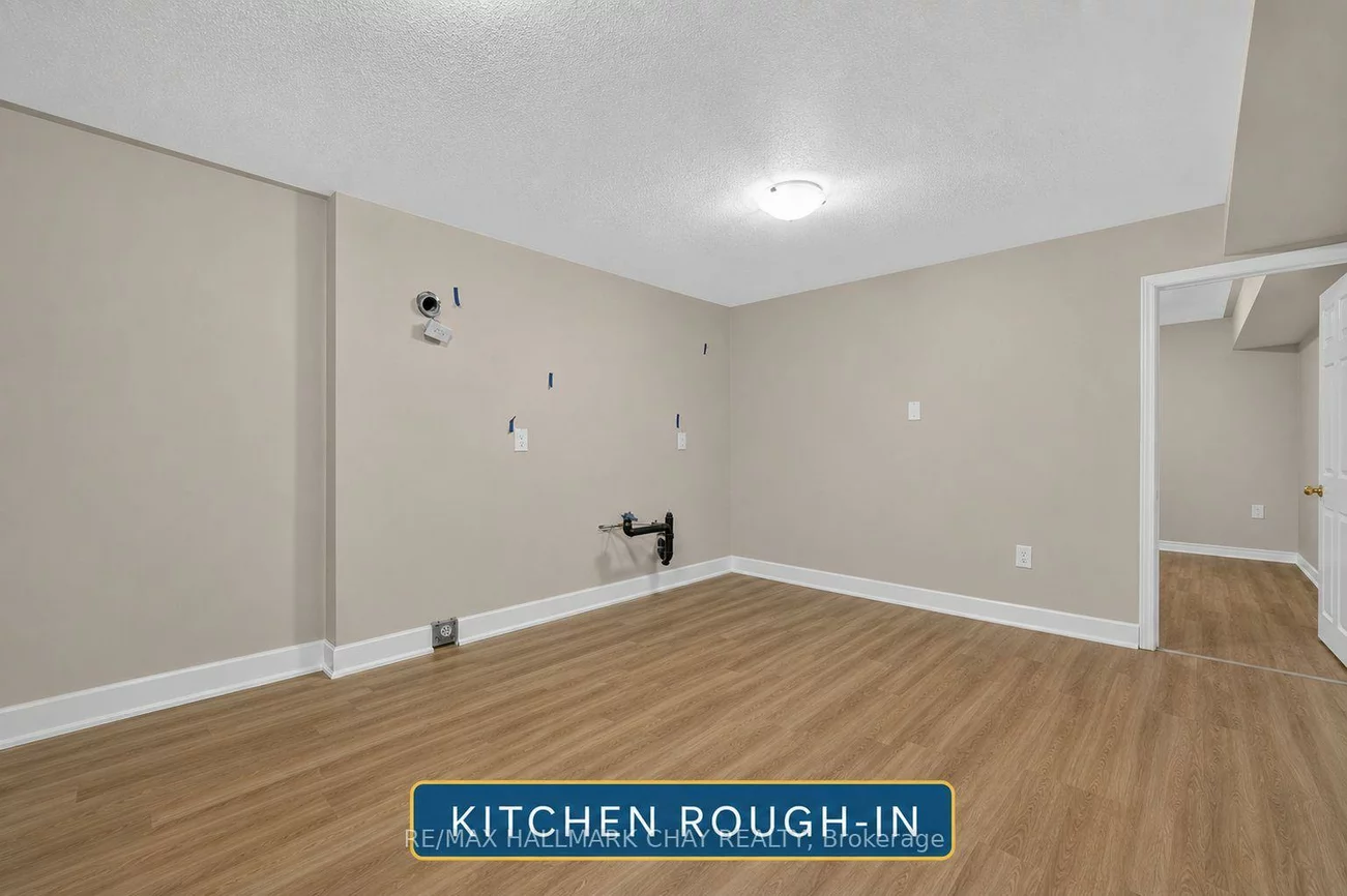 39, Hanmer, East Bayfield, Barrie