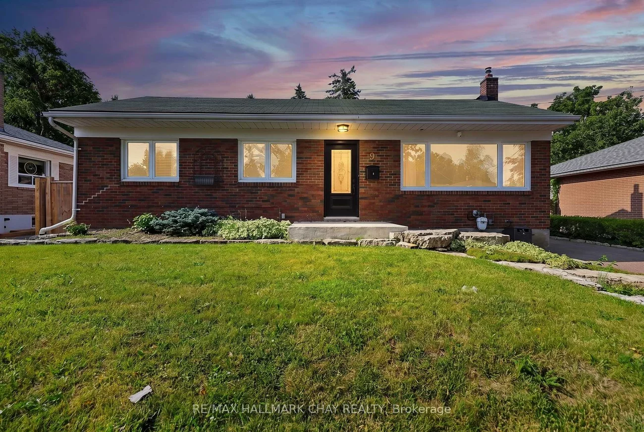 9, Melrose, Codrington, Barrie