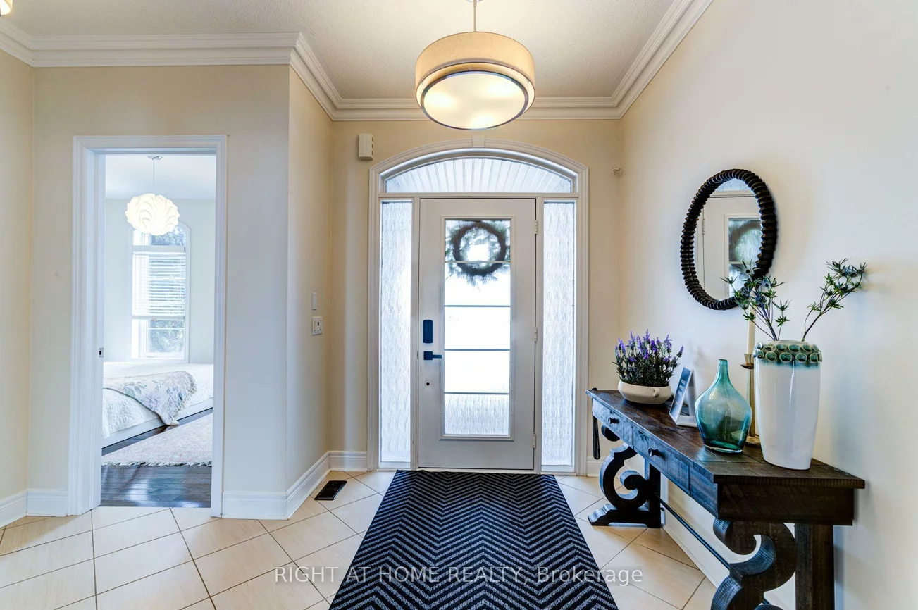 74, Royal Park, Bayshore, Barrie