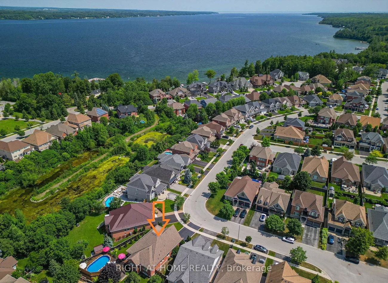 74, Royal Park, Bayshore, Barrie