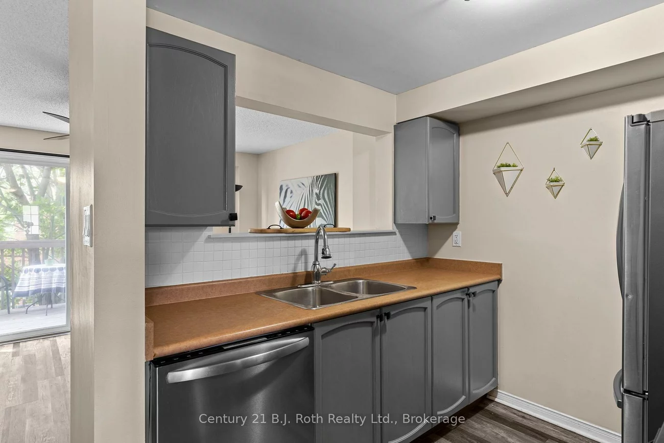 33, Courtney, Painswick South, Barrie