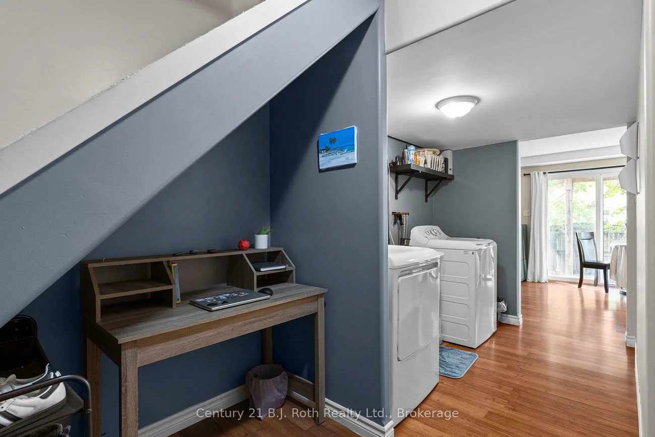 33, Courtney, Painswick South, Barrie