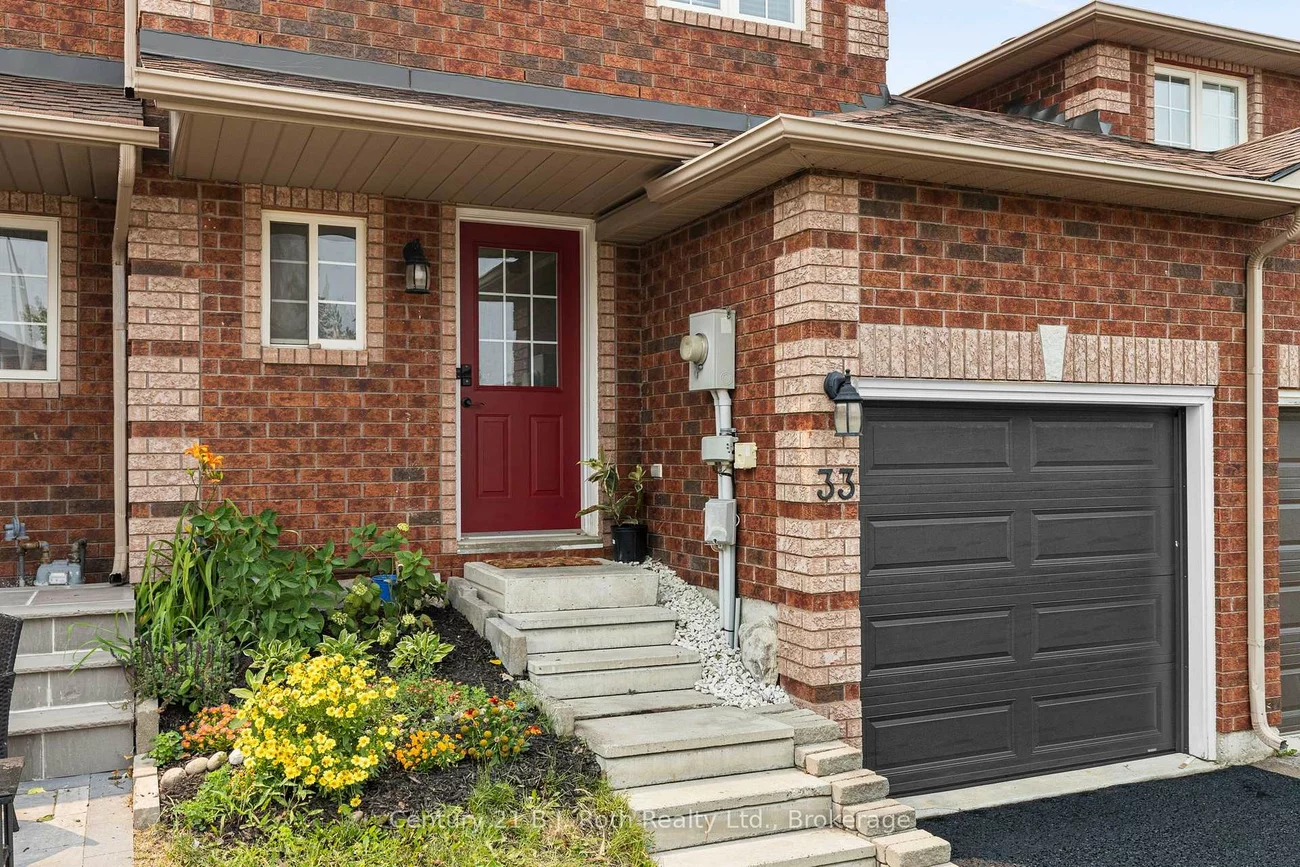 33, Courtney, Painswick South, Barrie