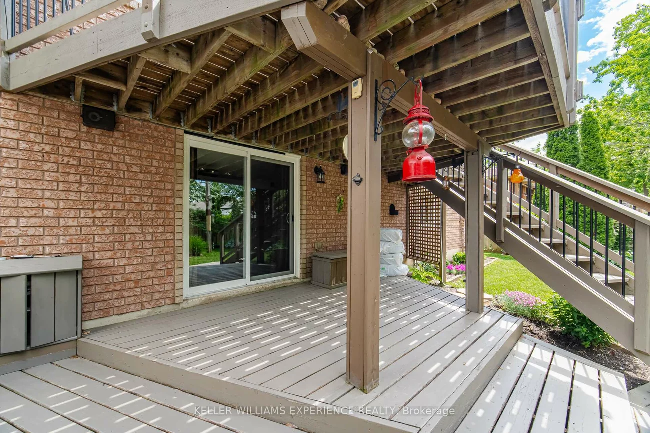 526, Leacock, Northwest, Barrie