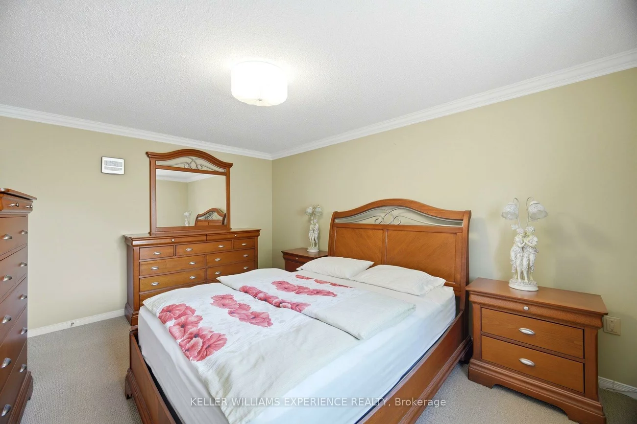 526, Leacock, Northwest, Barrie