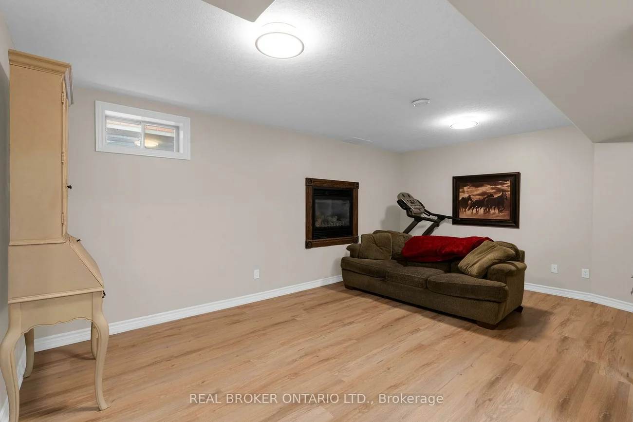 10, Wismer, Northwest, Barrie