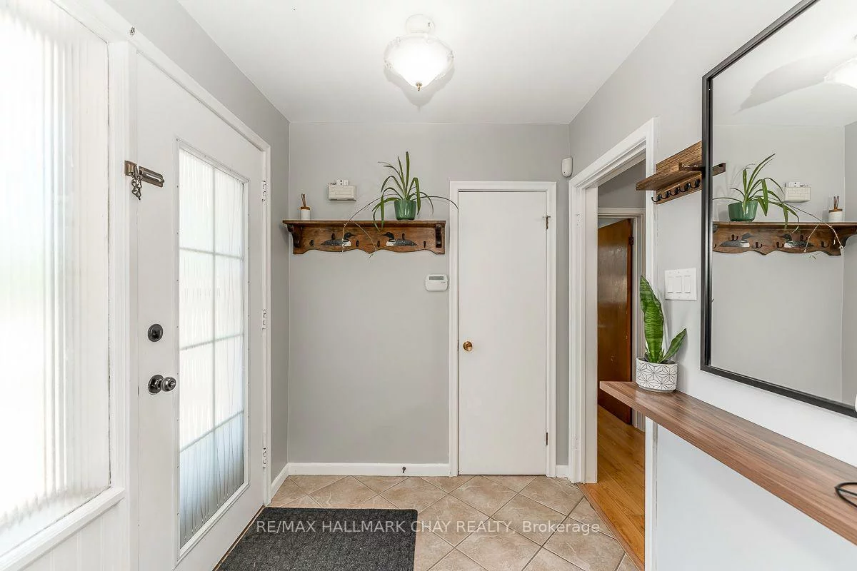 23, Downsview, Codrington, Barrie