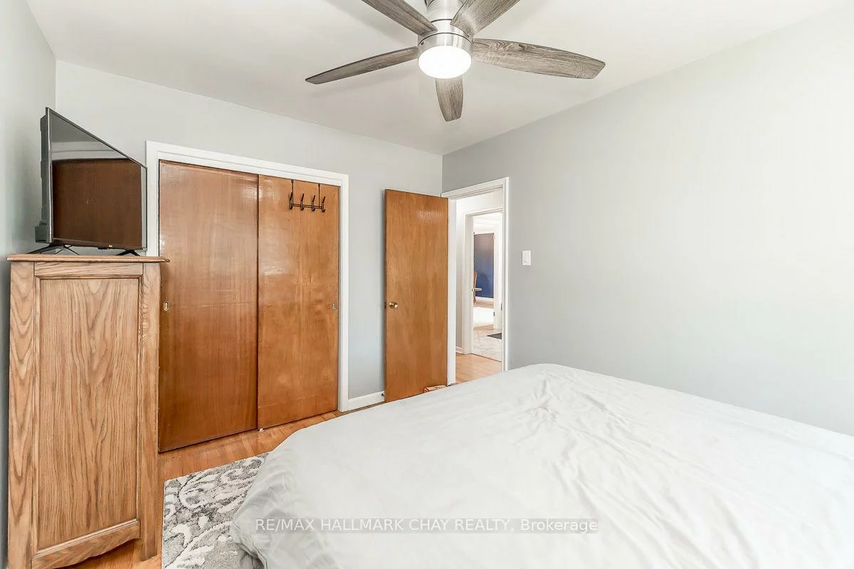 23, Downsview, Codrington, Barrie