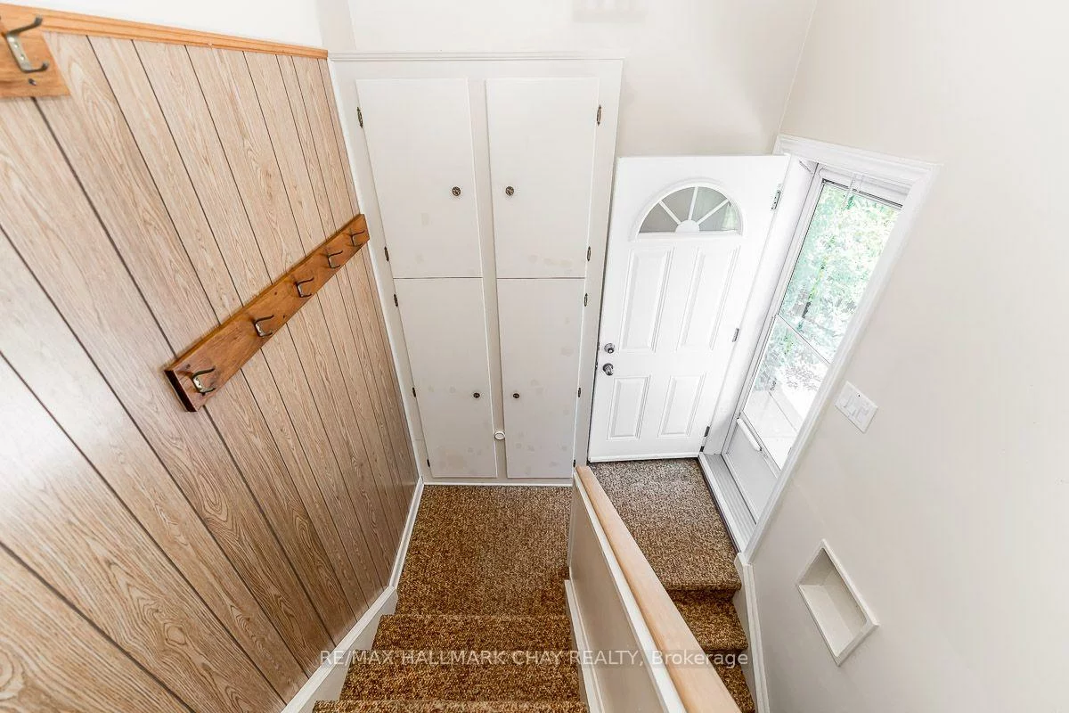 23, Downsview, Codrington, Barrie