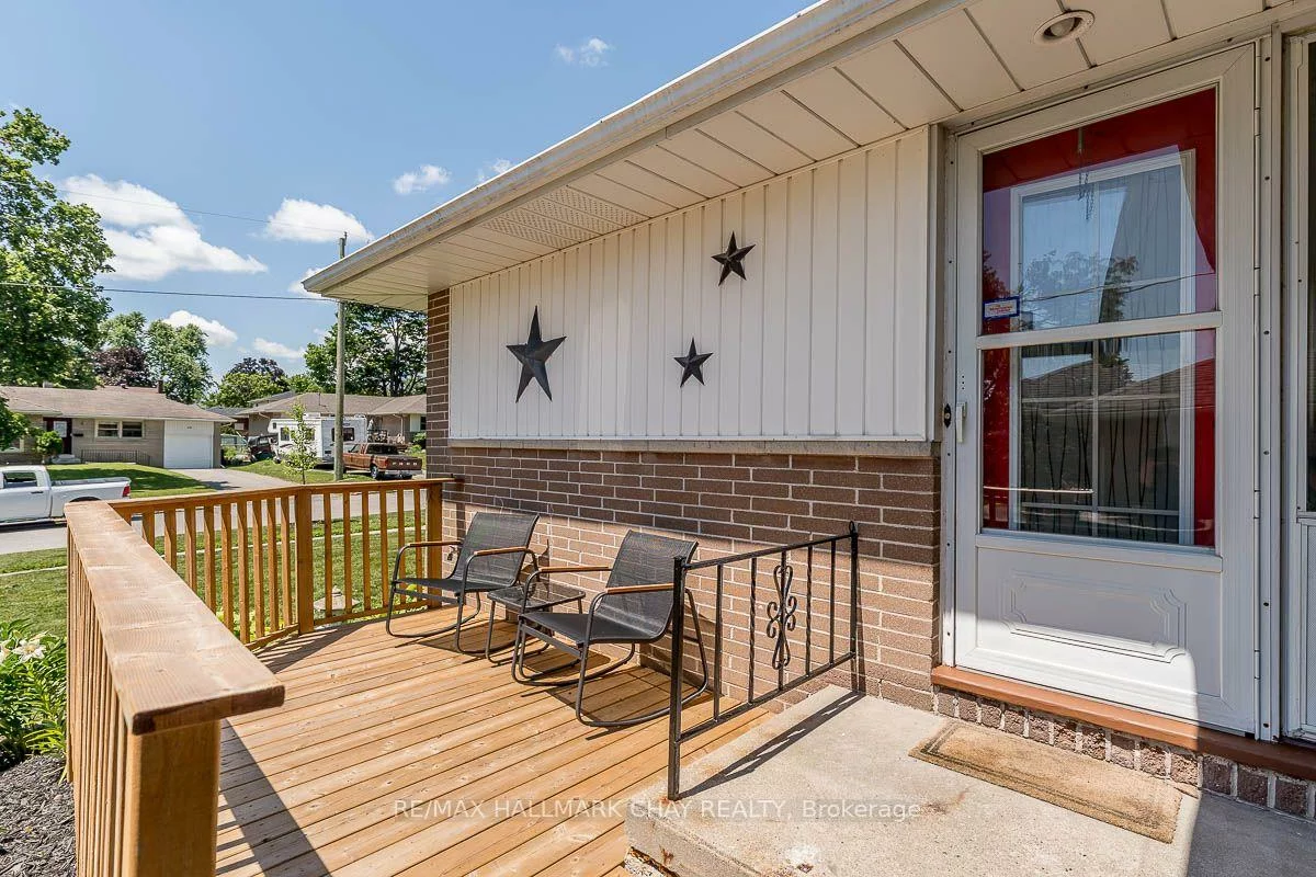 23, Downsview, Codrington, Barrie