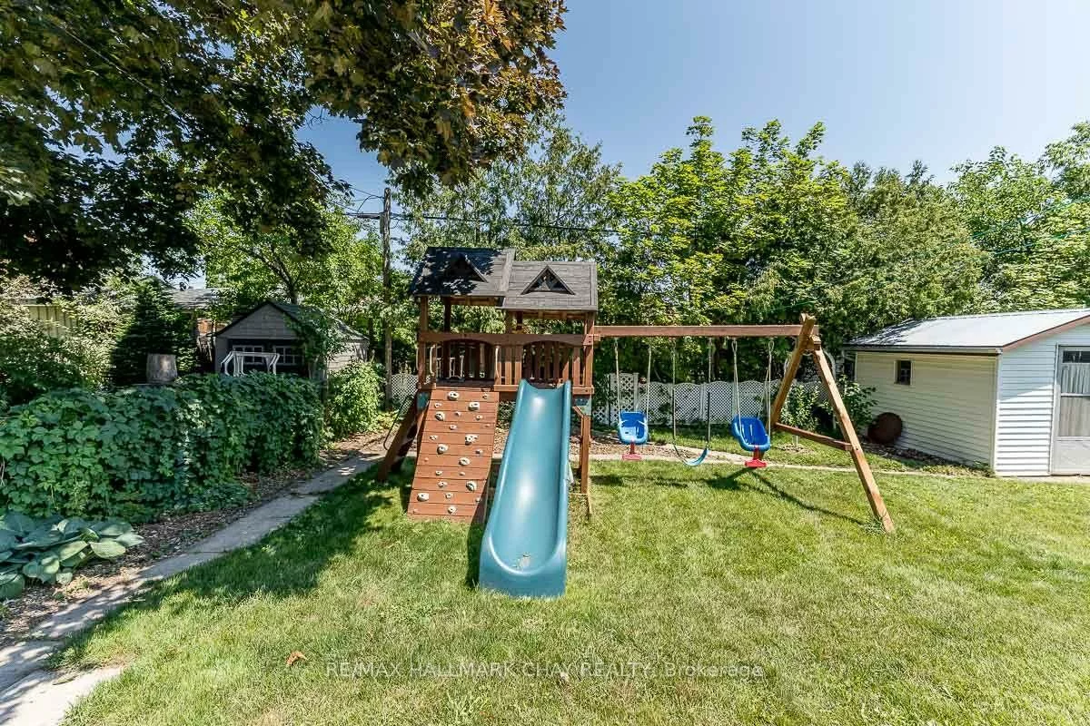 23, Downsview, Codrington, Barrie