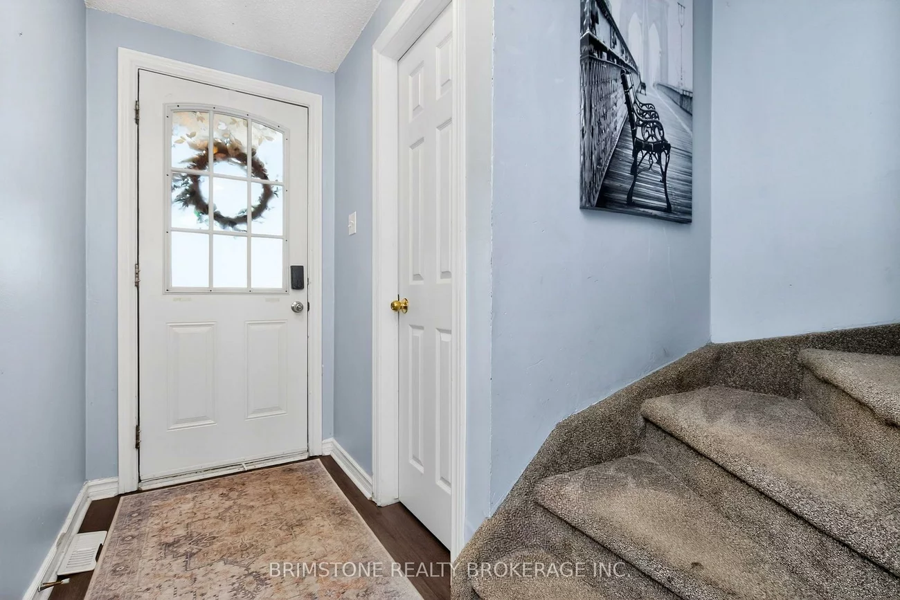 104, Hickling, Grove East, Barrie