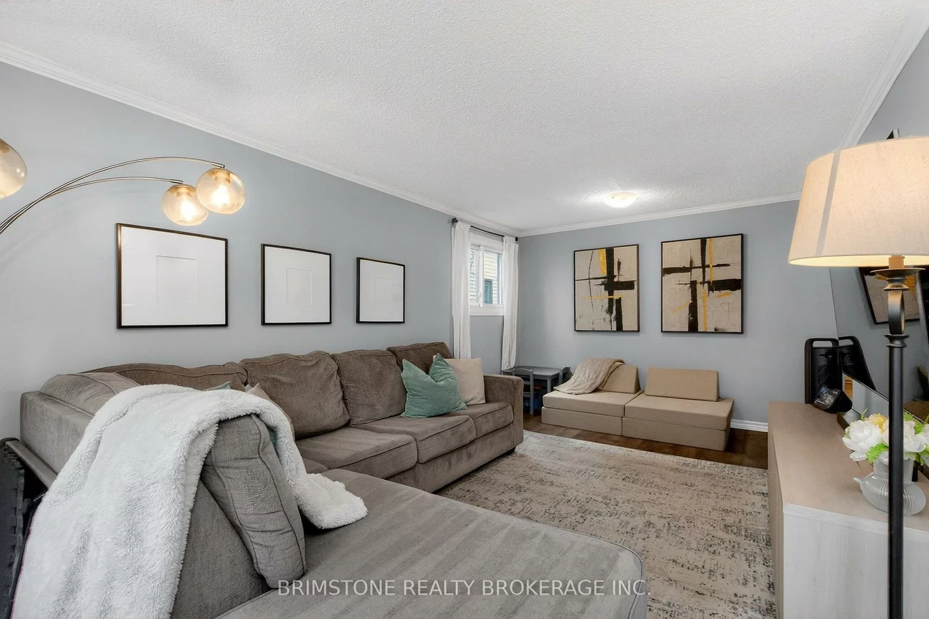 104, Hickling, Grove East, Barrie
