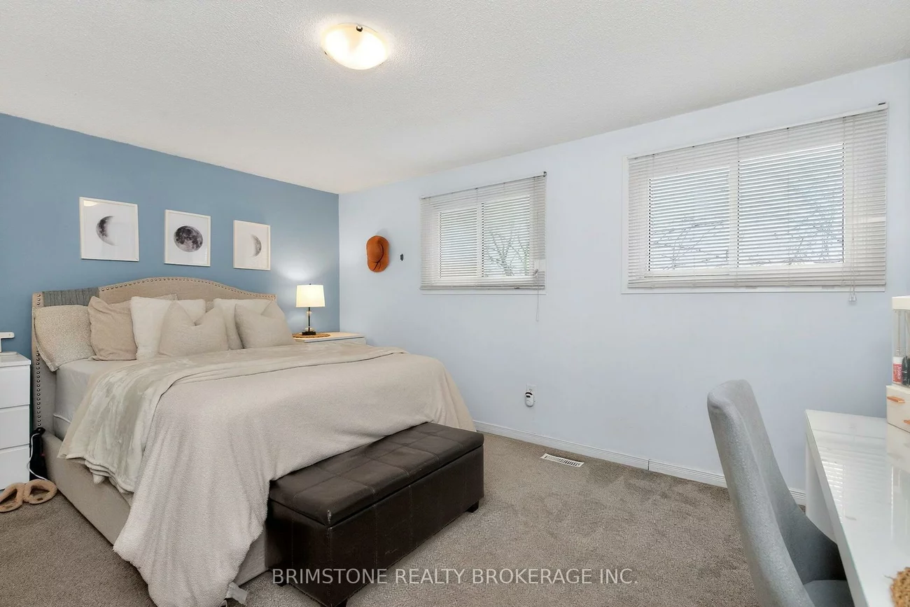 104, Hickling, Grove East, Barrie