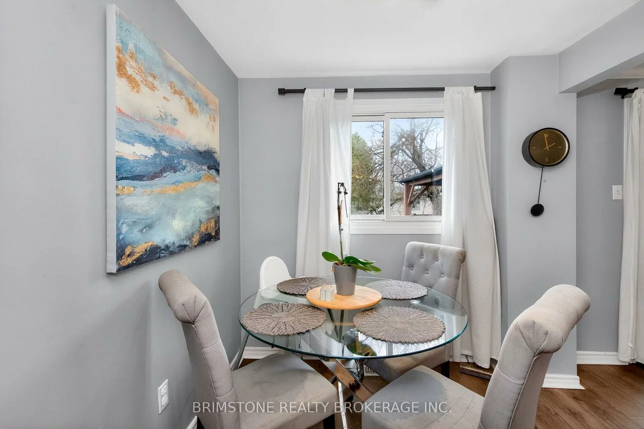 104, Hickling, Grove East, Barrie