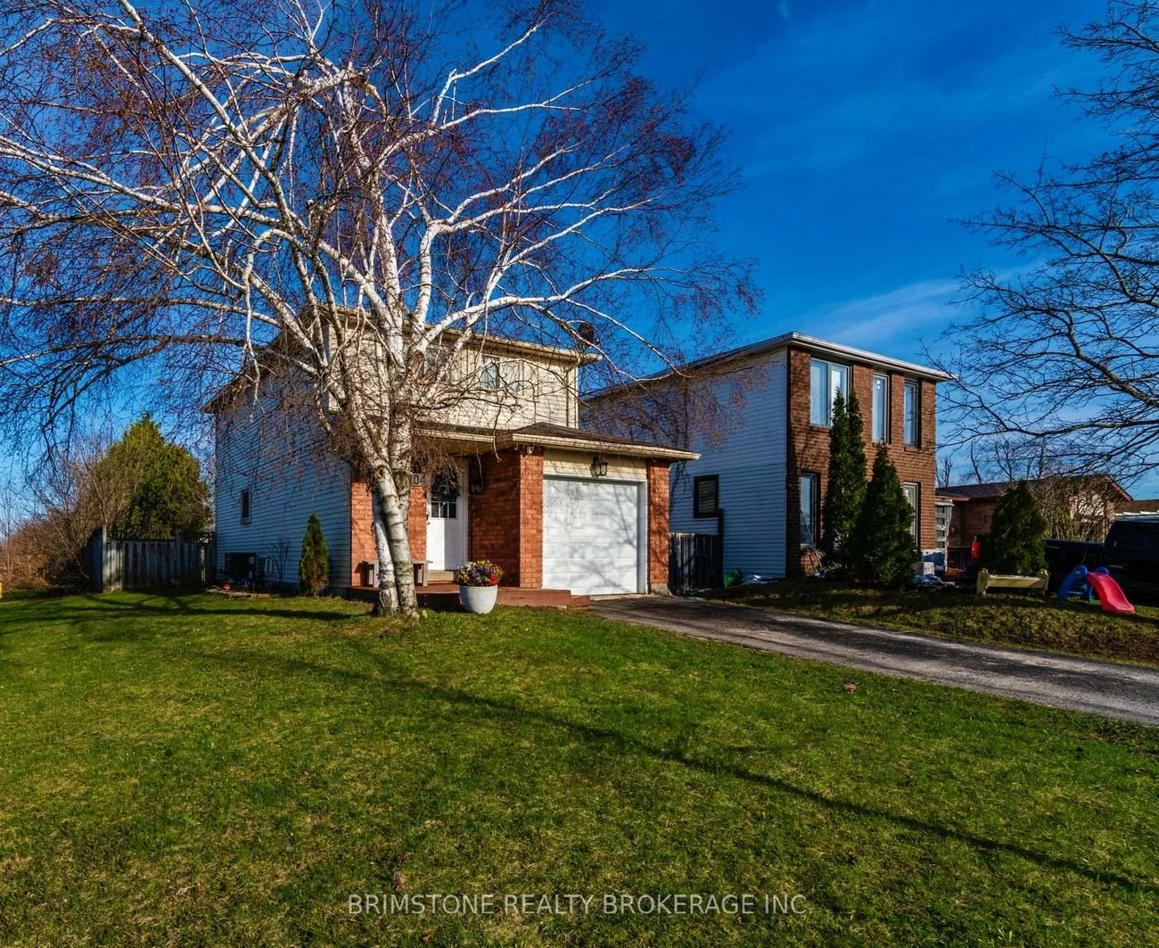 104, Hickling, Grove East, Barrie